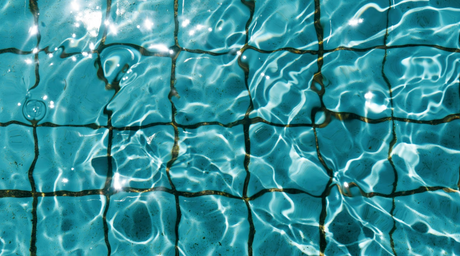 Why Your Pool Has No Chlorine: Causes & Fixes