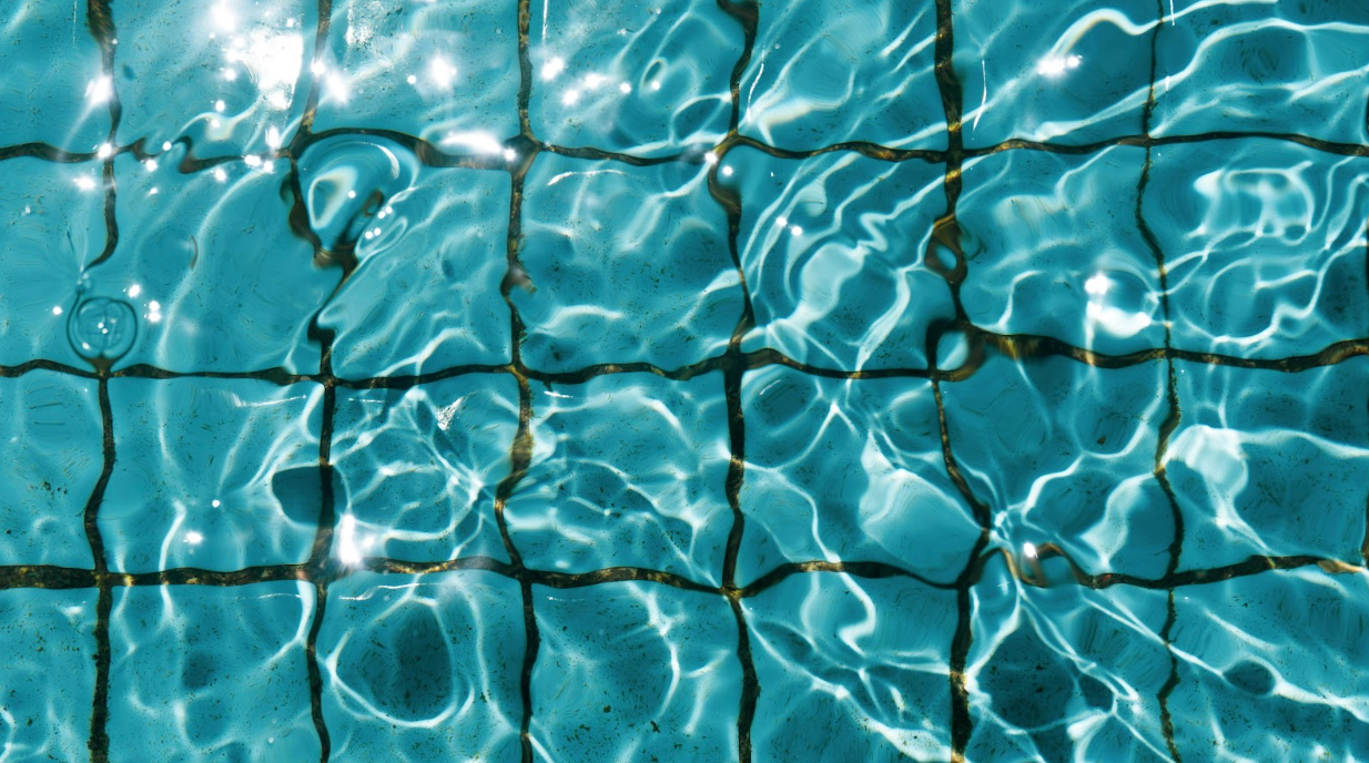 Why Your Pool Has No Chlorine: Causes & Fixes